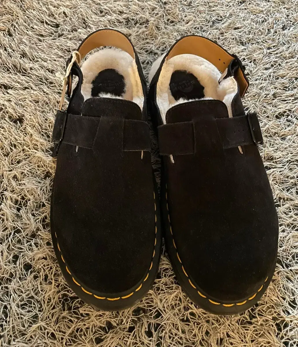 닥터마틴 Dr. Martens Mens Jorge Shearling 신발